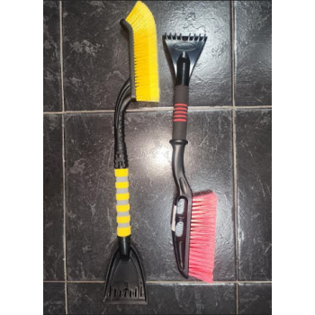 Щетка для чистки снега 65 см